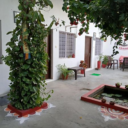 The Highvill Home Stay Khajurāho Екстериор снимка